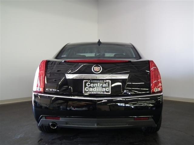 Cadillac CTS 2011 photo 4