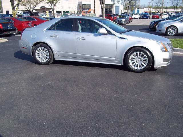 Cadillac CTS 2011 photo 3