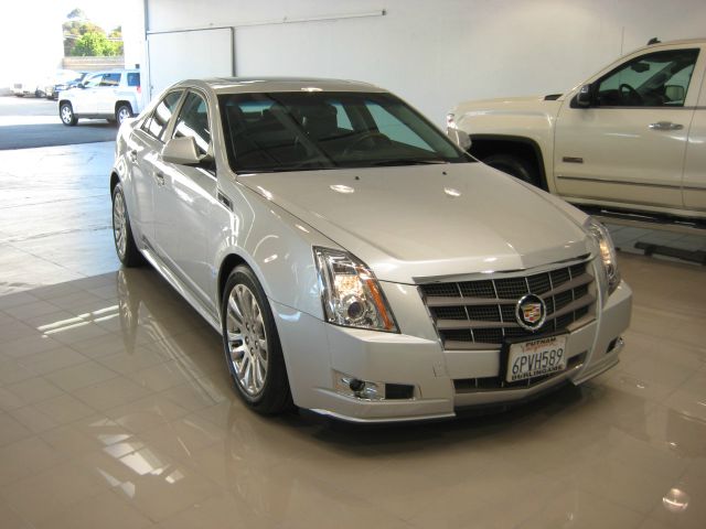 Cadillac CTS 2011 photo 3