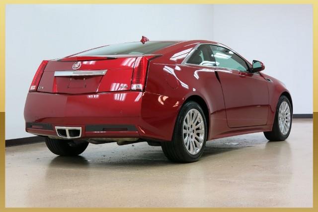 Cadillac CTS 2012 photo 3