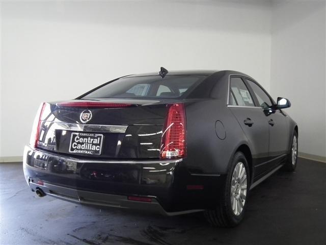 Cadillac CTS 2012 photo 3