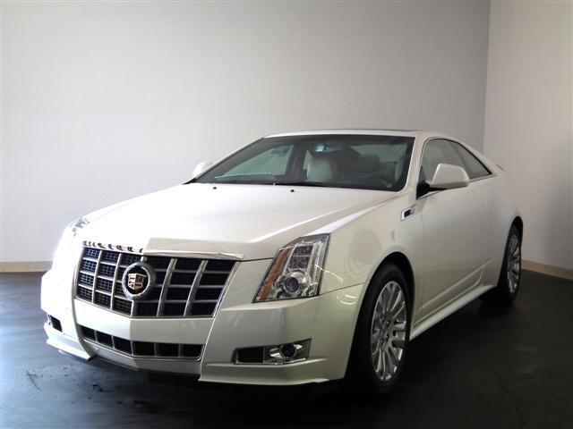 Cadillac CTS 2012 photo 0