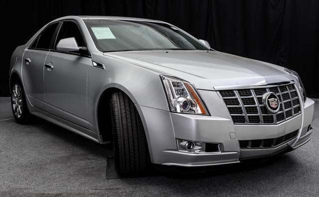 Cadillac CTS 2012 photo 1