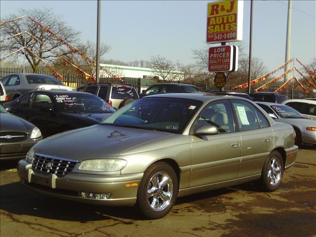 Cadillac Catera Base Sedan