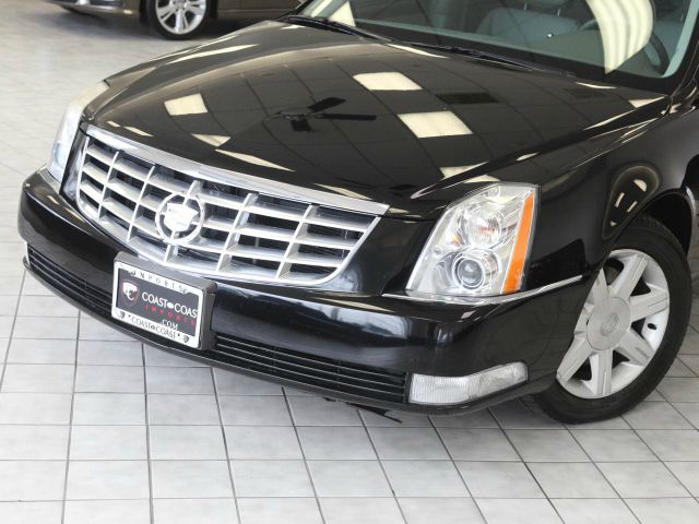 Cadillac DTS 2006 photo 27