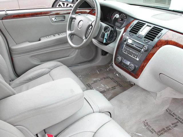 Cadillac DTS 2006 photo 7