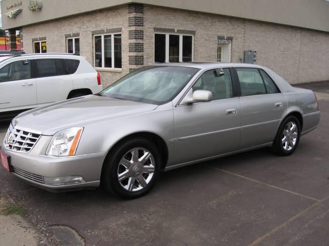 Cadillac DTS Pickup Sedan