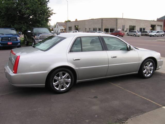 Cadillac DTS 2006 photo 4