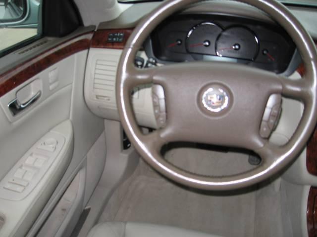 Cadillac DTS 2006 photo 5