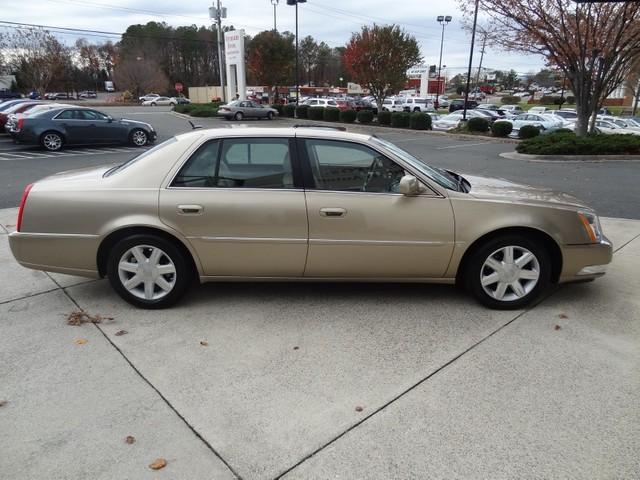 Cadillac DTS 2006 photo 4