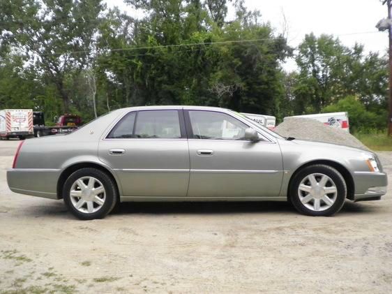 Cadillac DTS 2006 photo 4