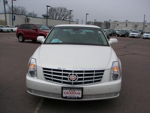 Cadillac DTS 2006 photo 4