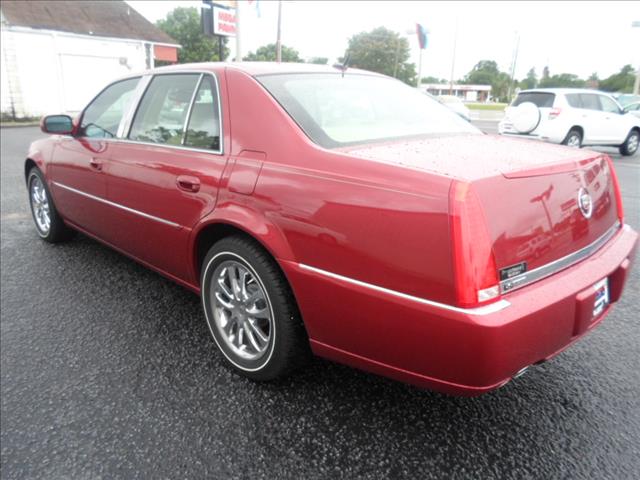 Cadillac DTS 2006 photo 3