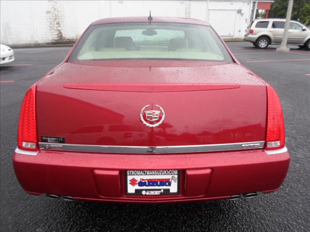 Cadillac DTS 2006 photo 4