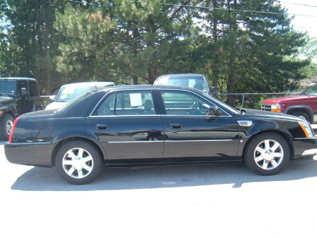 Cadillac DTS 3.5tl W/tech Pkg Sedan