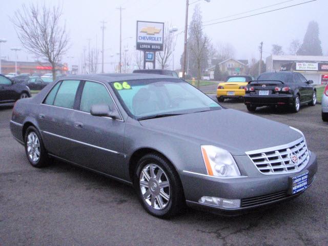 Cadillac DTS 2006 photo 3