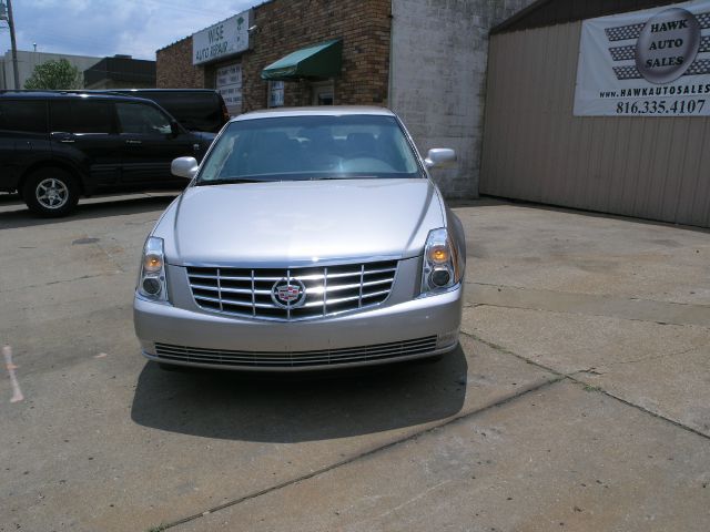 Cadillac DTS 2006 photo 1