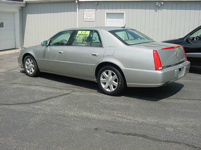 Cadillac DTS 2006 photo 3