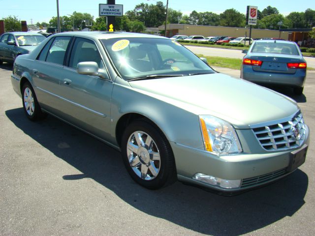 Cadillac DTS 2006 photo 4