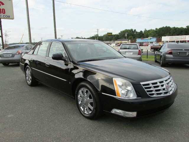 Cadillac DTS 2006 photo 4