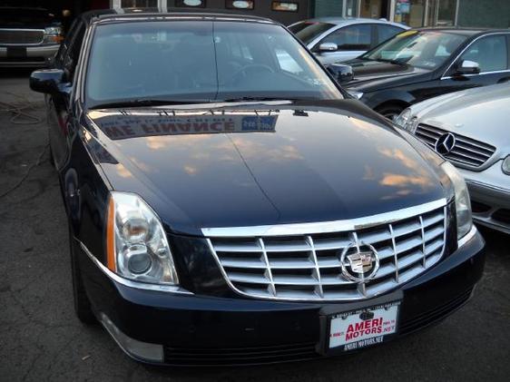 Cadillac DTS 3.5tl W/tech Pkg Sedan