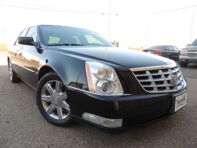 Cadillac DTS 2006 photo 4