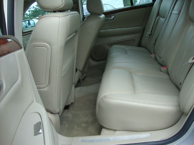 Cadillac DTS 2006 photo 3