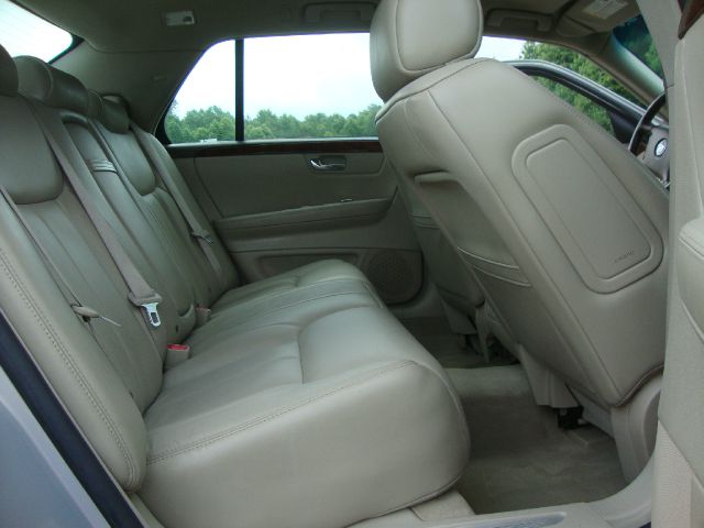 Cadillac DTS 2006 photo 5