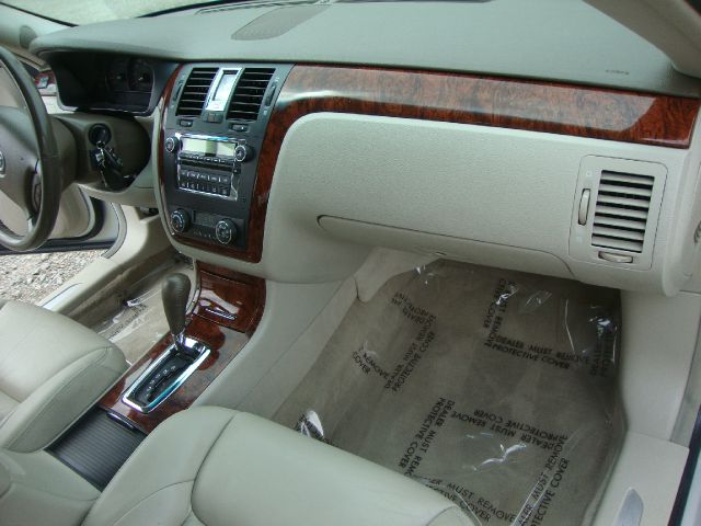 Cadillac DTS 2006 photo 8