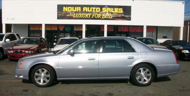 Cadillac DTS 2006 photo 1