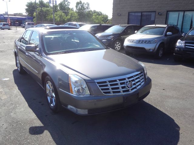 Cadillac DTS 2006 photo 4