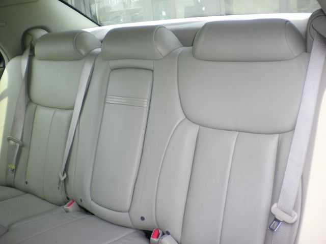 Cadillac DTS 2006 photo 14