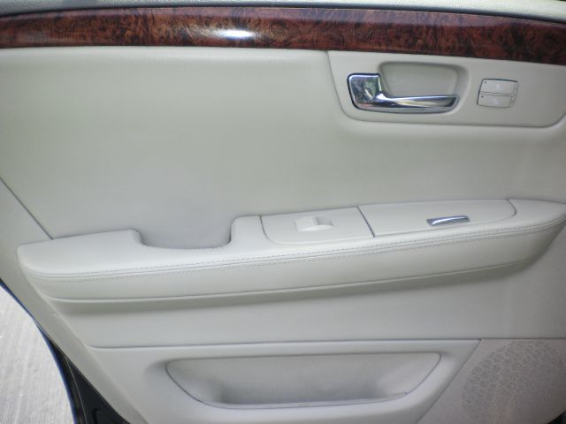 Cadillac DTS 2006 photo 26