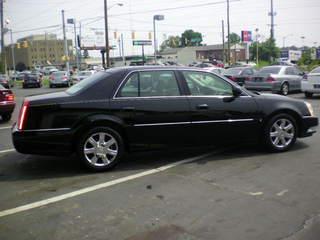 Cadillac DTS 2006 photo 4