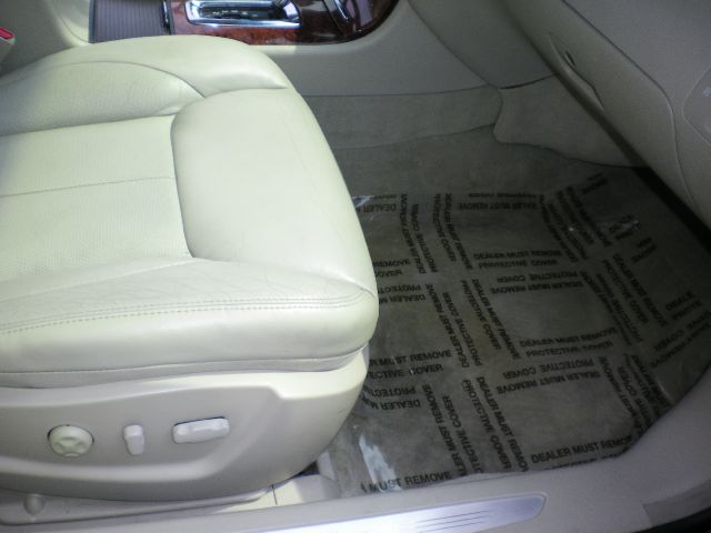 Cadillac DTS 2006 photo 9