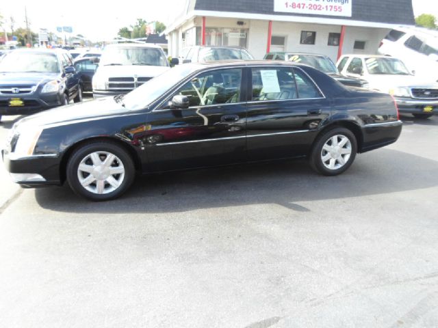 Cadillac DTS 2006 photo 2