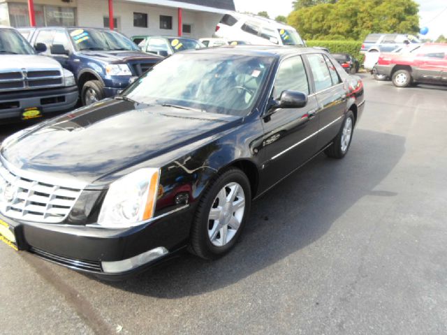 Cadillac DTS 2006 photo 3