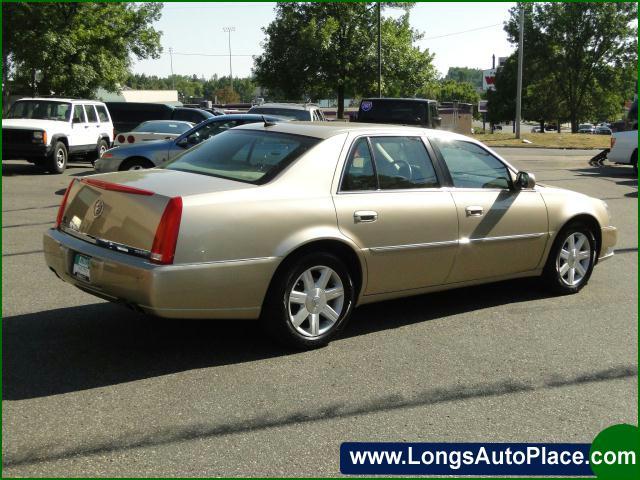 Cadillac DTS 2006 photo 3