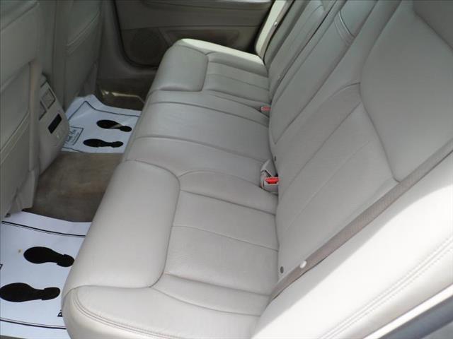 Cadillac DTS 2006 photo 8