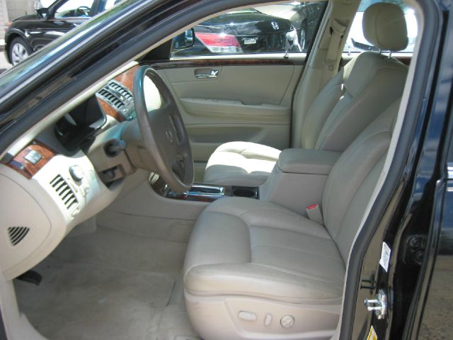 Cadillac DTS 2006 photo 4