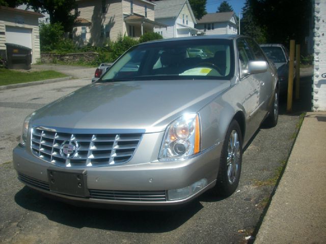 Cadillac DTS 2006 photo 3