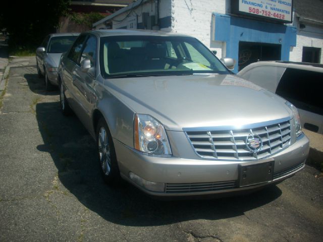 Cadillac DTS 2006 photo 4