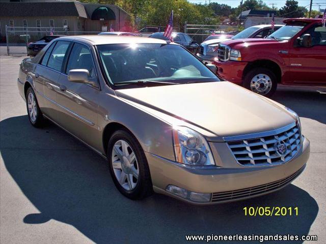 Cadillac DTS 3.5tl W/tech Pkg Sedan