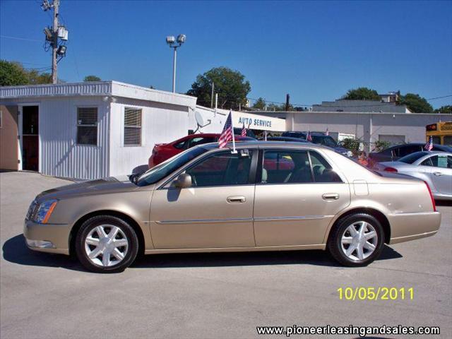 Cadillac DTS 2006 photo 4