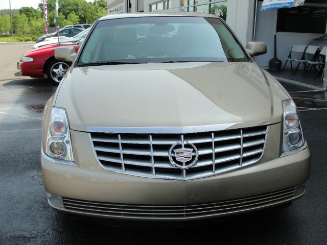 Cadillac DTS 2006 photo 3