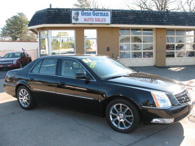 Cadillac DTS XLT Pickup 4D 5 1/2 Ft Sedan