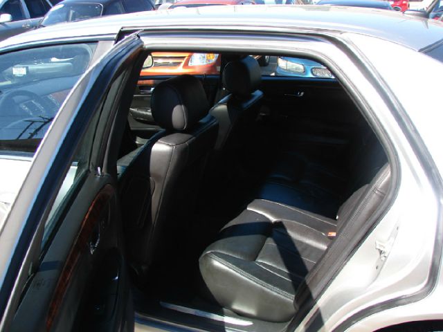 Cadillac DTS Coupe Sedan