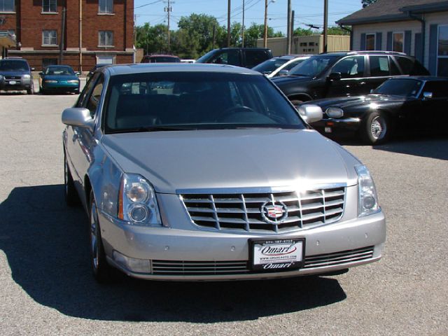 Cadillac DTS 2007 photo 9