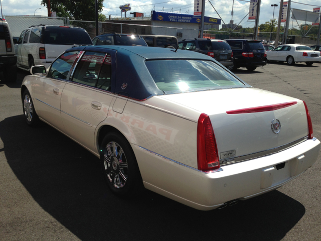 Cadillac DTS 2007 photo 3