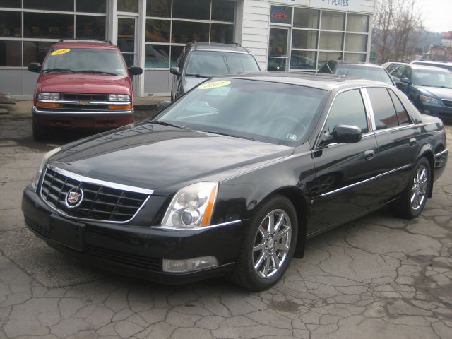 Cadillac DTS 2007 photo 1